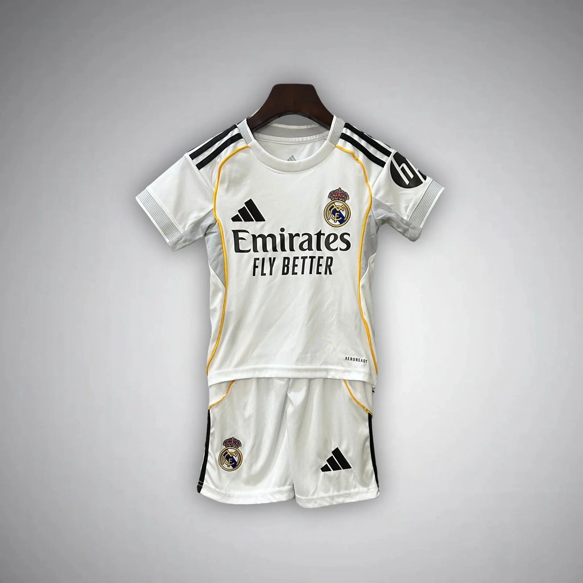 Real Madrid FC - Ensemble Domicile Enfant 25/26